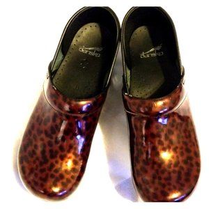 DANSKO, CLOGS, LEOPARD, SIZE 11, NWOT